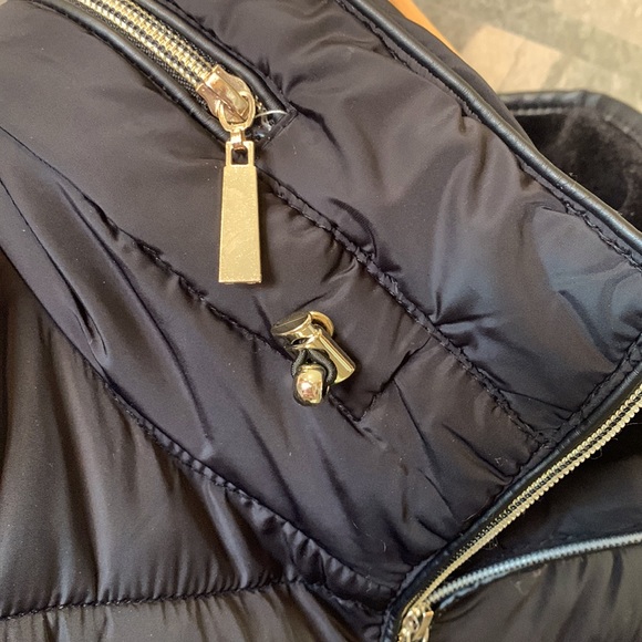 Women’s YMI Black Puffer Vest with Fleece Lining Size L - Picture 5 of 13